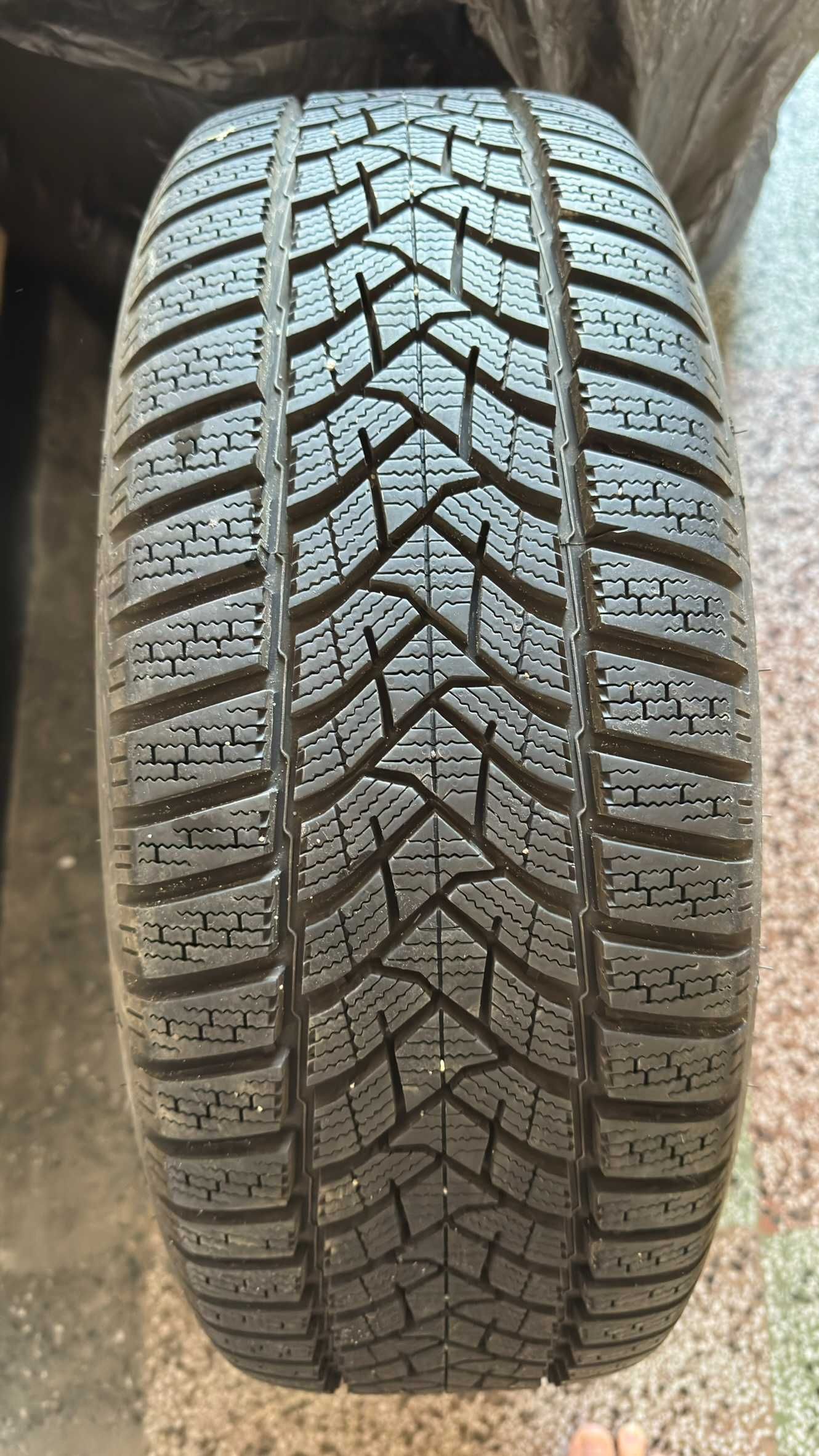 Зимни гуми и джанти 205/55 R16