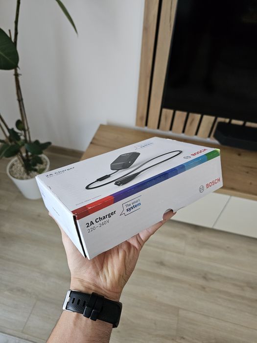 Incarcator ebike Bosch Smart System 2A si 4A nou