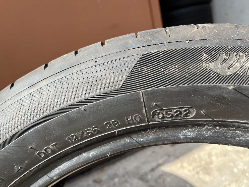 2 бр. летни гуми 255/45/19 Hankook MOE RSC DOT 0522 5,5 mm