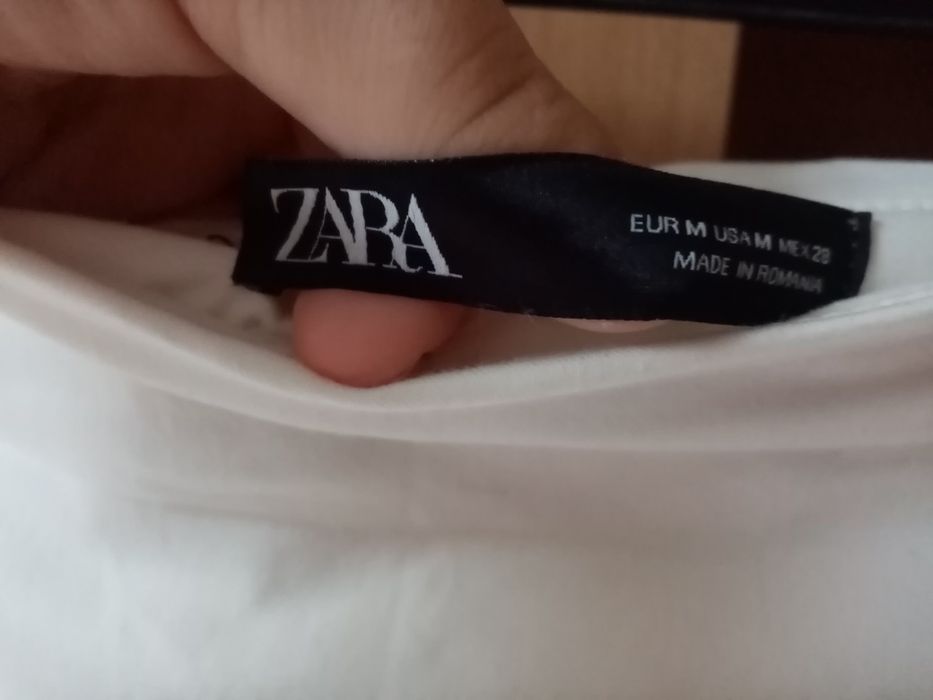 Fusta albă din Zara