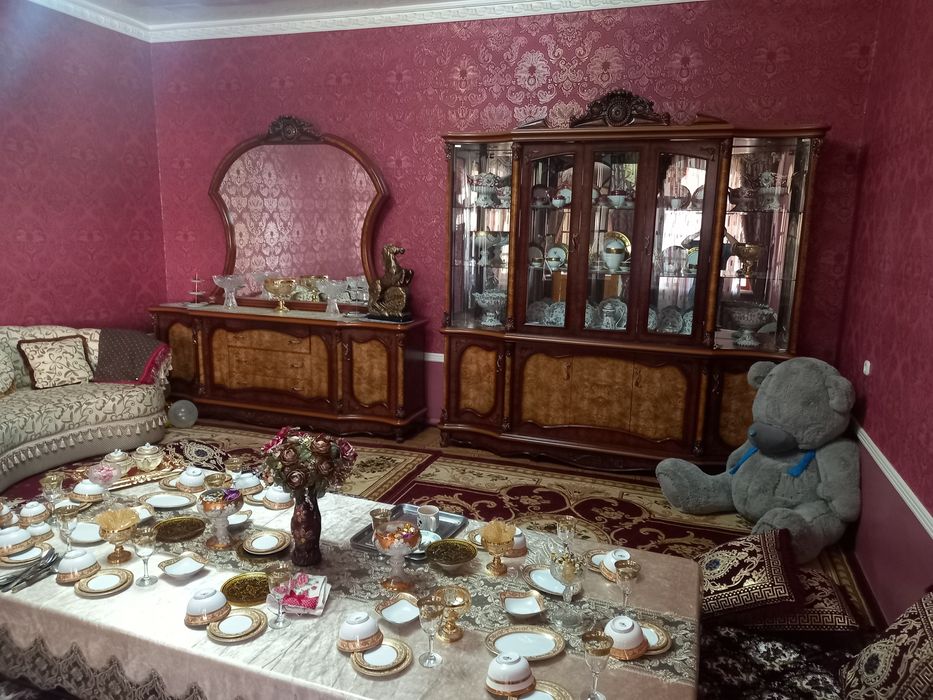 Продаётся дом в интернате на против 16 этажка  обмен нет или чере банк