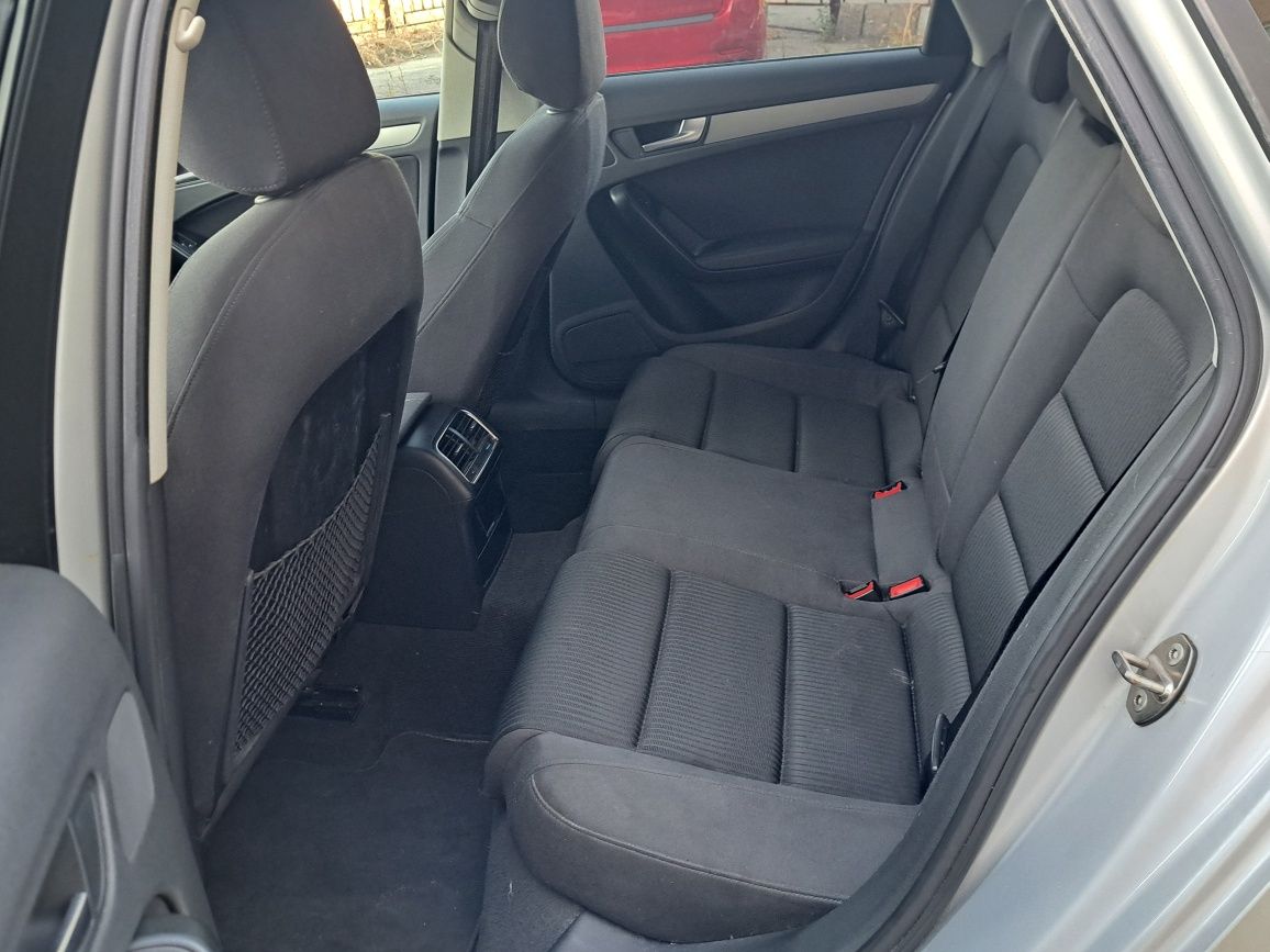 Audi a4 B8 2.0tdi 143kc