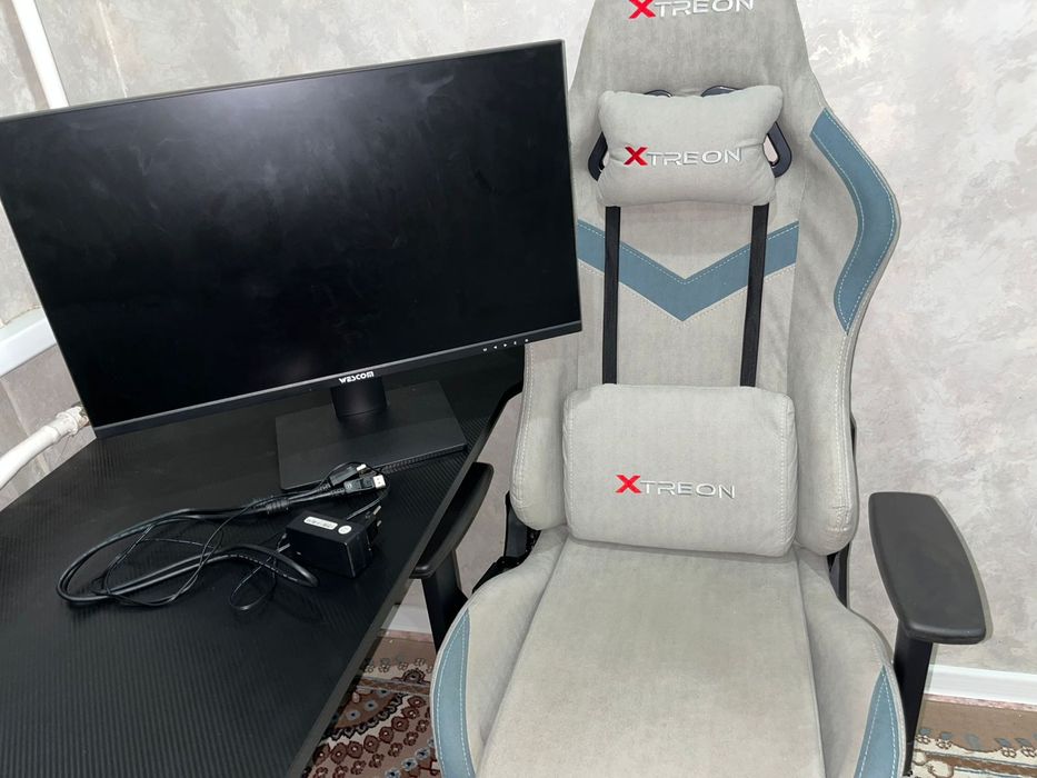 Продам игровое кресло и монитор