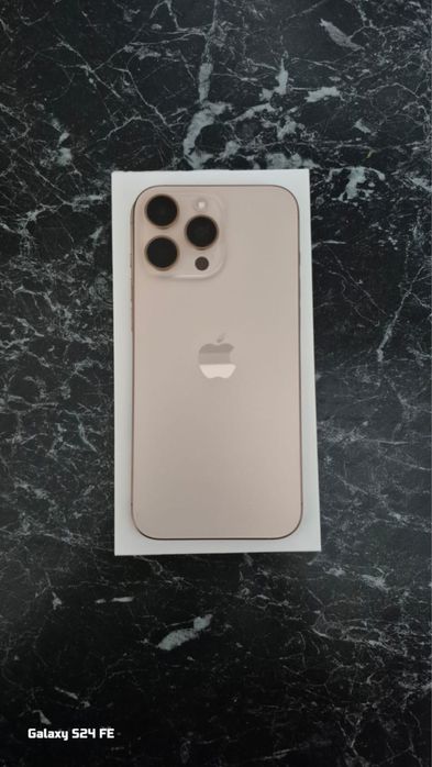 Iphone 16 pro max на гарантии