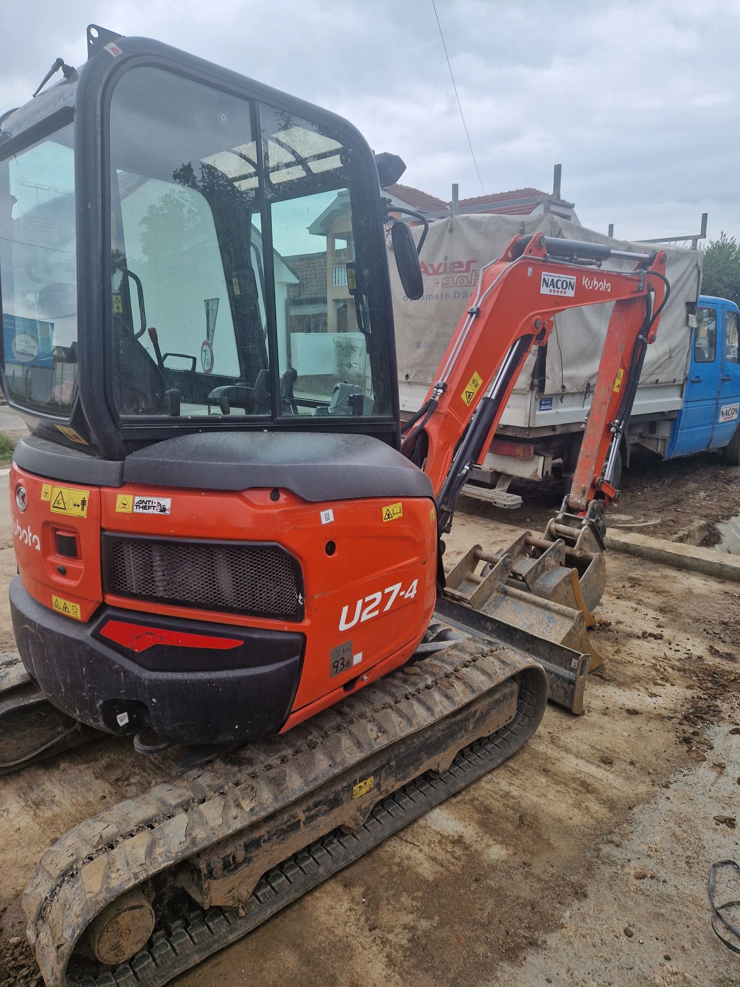 Vand miniexcavator Kubota U27