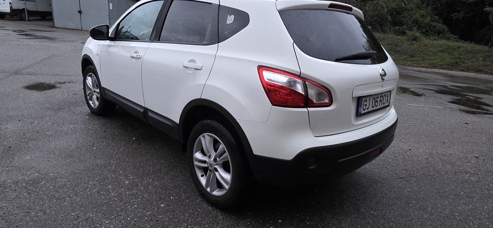 Nissan Qashqai/2012/panoramic/piele/camera/Keynes go
