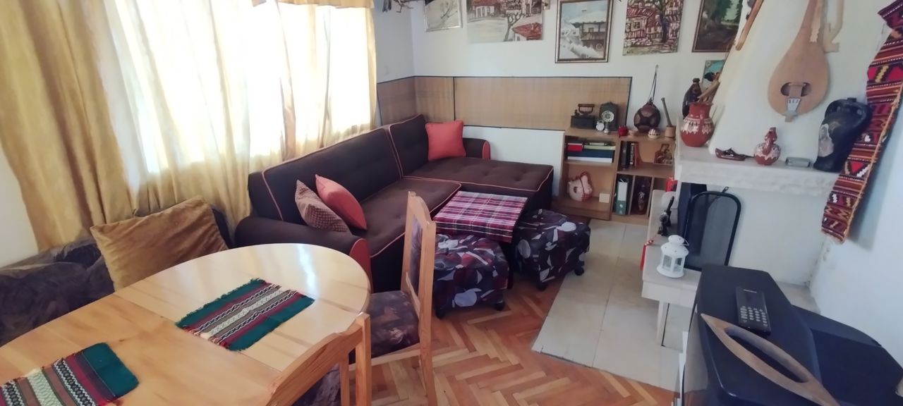 Продава се Къща в с. Студена, Област Перник - 72 кв.м за 1523 €/кв.м - Снимка #13