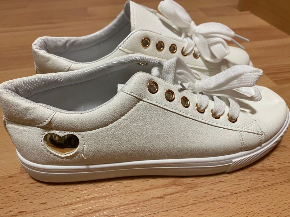 Vând încălțăminte damă