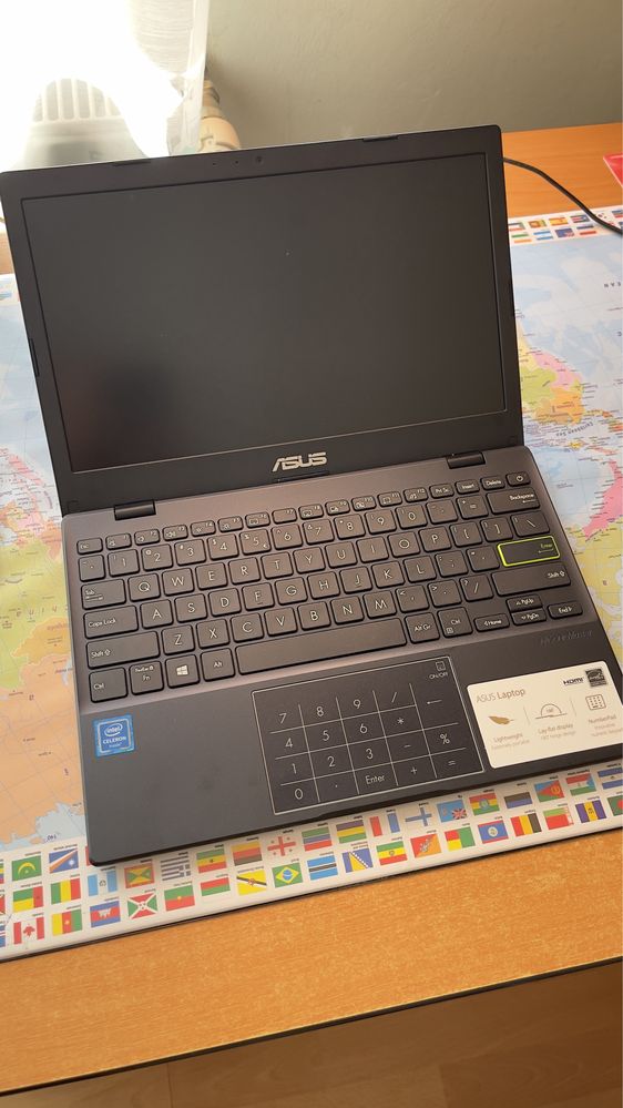 Vand Laptop Asus