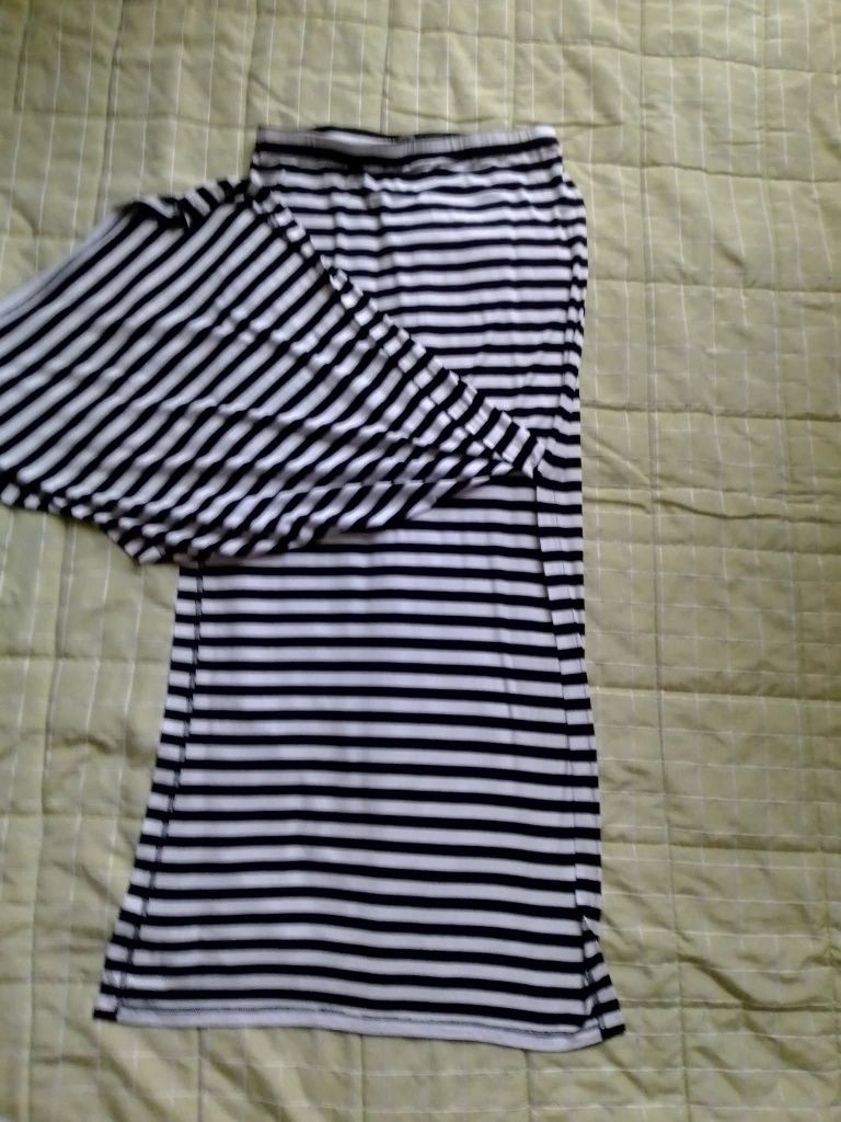 Michael Kors Striped Slit Maxi Skirt
Отлично състояние.
Размери широчи