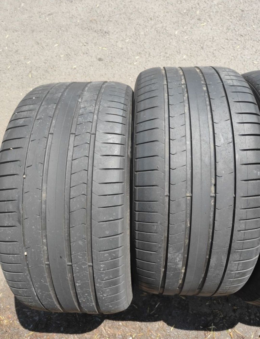 Set anvelope Pirelli Pzero Runflat 315/35/21 și 275/40/21