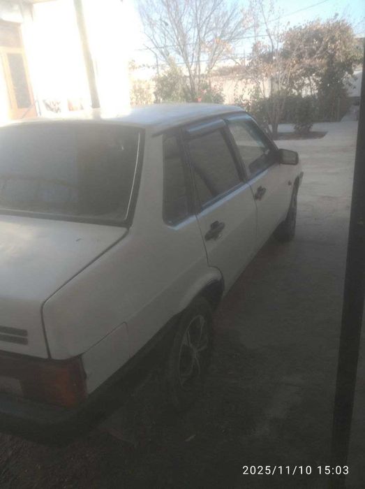 Сотилади  21099 холати яхши келишадиган жойи бор озрок.