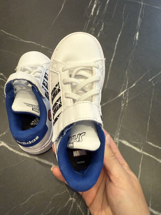 Pantofi sport Adidas Spider-Man