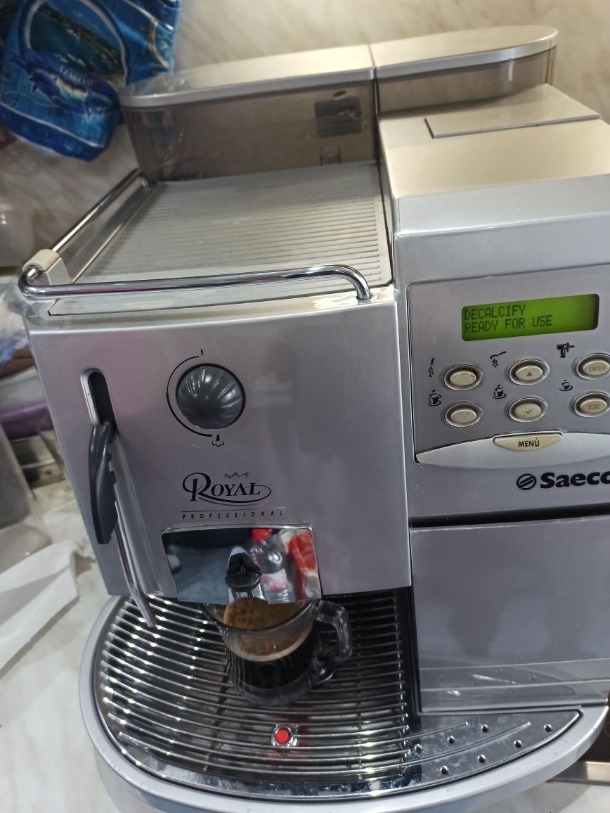 Кафе машина  SAECO Royal professional