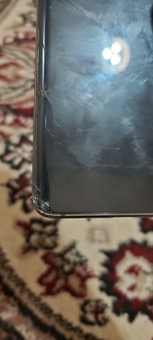 Samsung s 10 oldgonla tel qlila