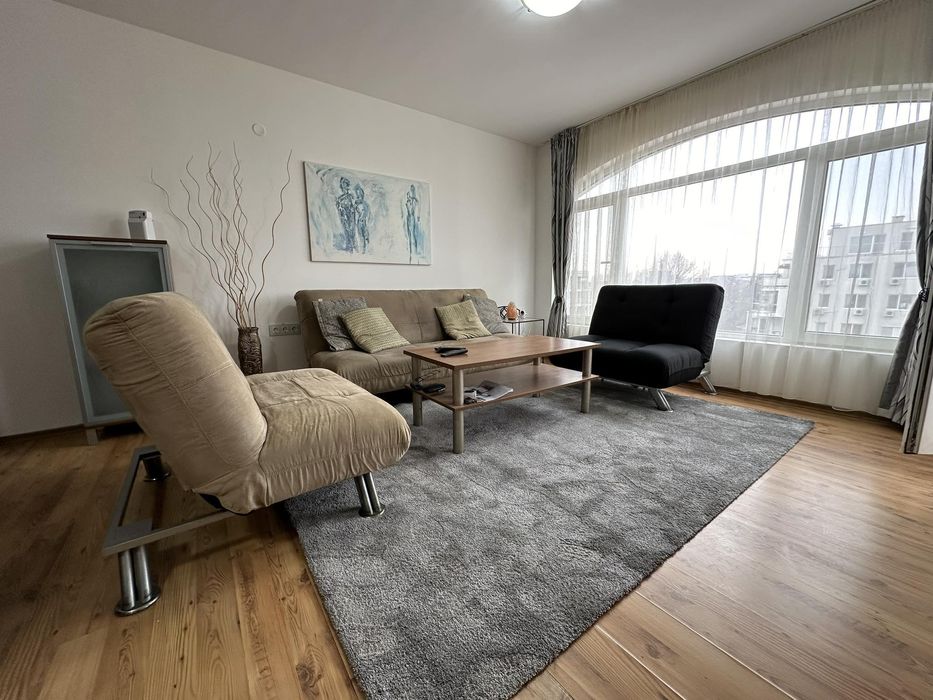 Продава се Тристаен апартамент в Бургас, Сарафово - 166 кв.м за 1199 €/кв.м - Снимка #1