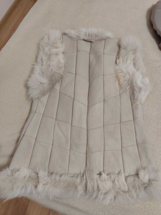 Дамски елек. Много мек и топъл