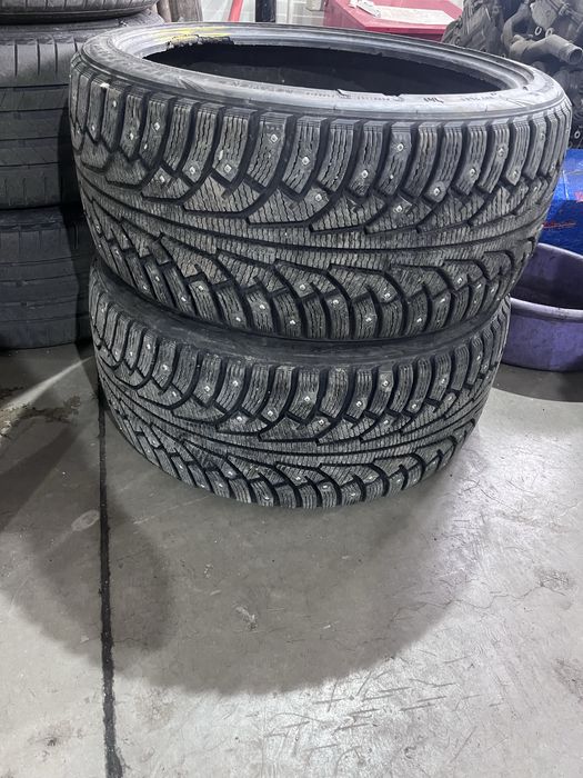Продам резину р20 нокиан 255/35 20