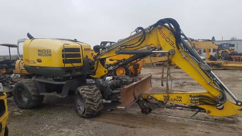 Miniexcavator Neuson 9503,An 2012,9tone