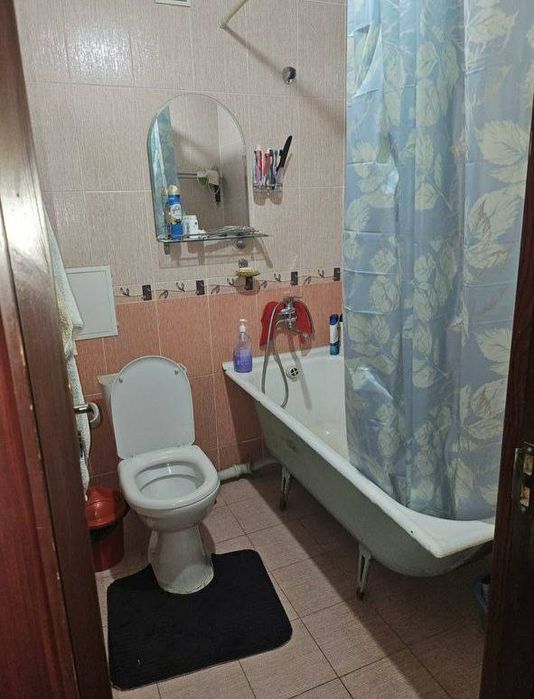 Квартира продаётся Чиланзар 1 квартал 3/5/5 кирпич ул Мукимий