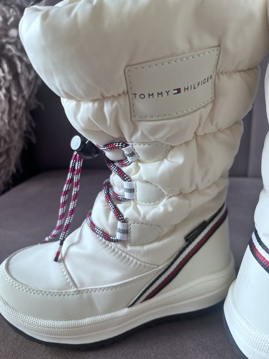Детски зимни ботуши Tomy Hilfiger