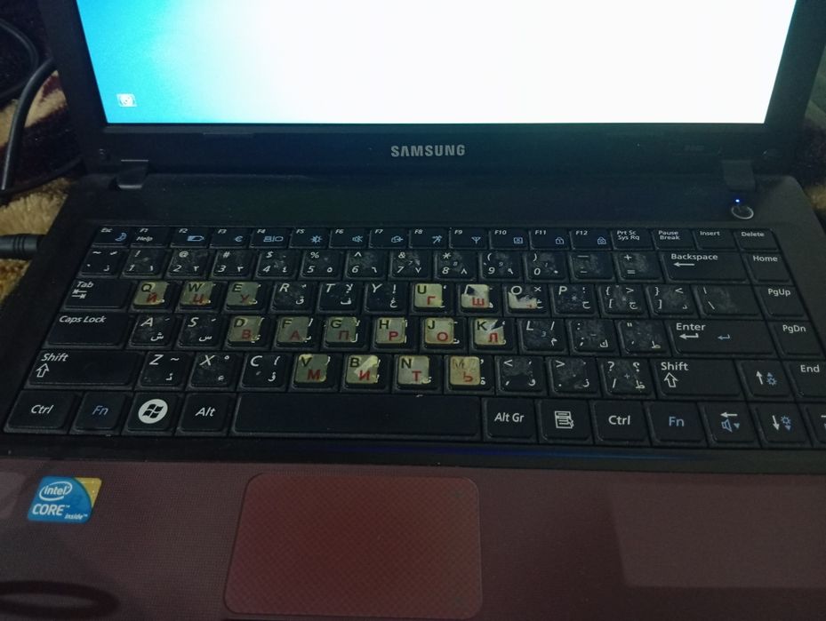 Samsung nodbuk R440