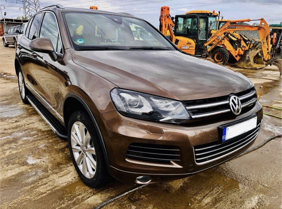 Volkswagen Touareg 3.0 TDI disponibile doua bucati !