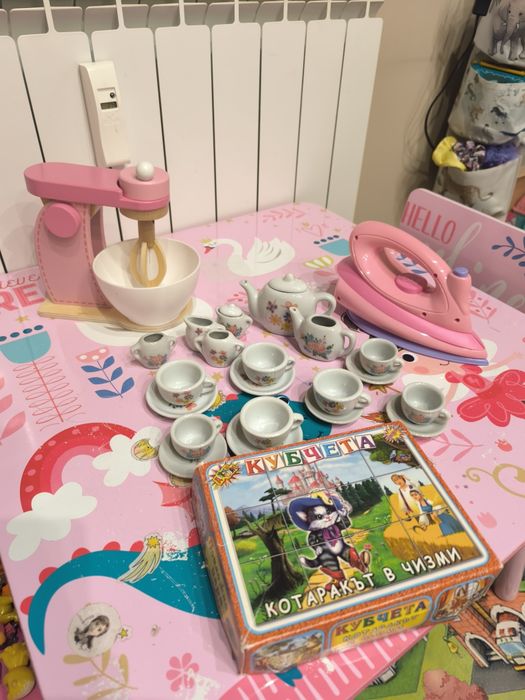 Голям лот играчки Дървени миксер,сервиз,музикална ютия и пъзел