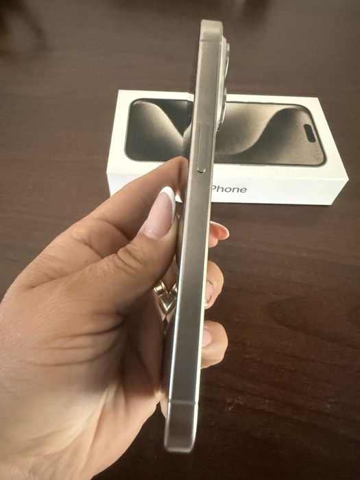 Vand iphone 15 pro