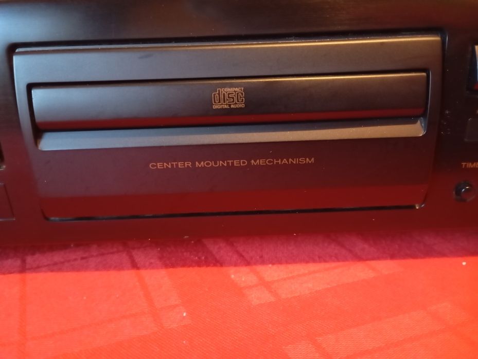 cd player TEAC model CD-P1250