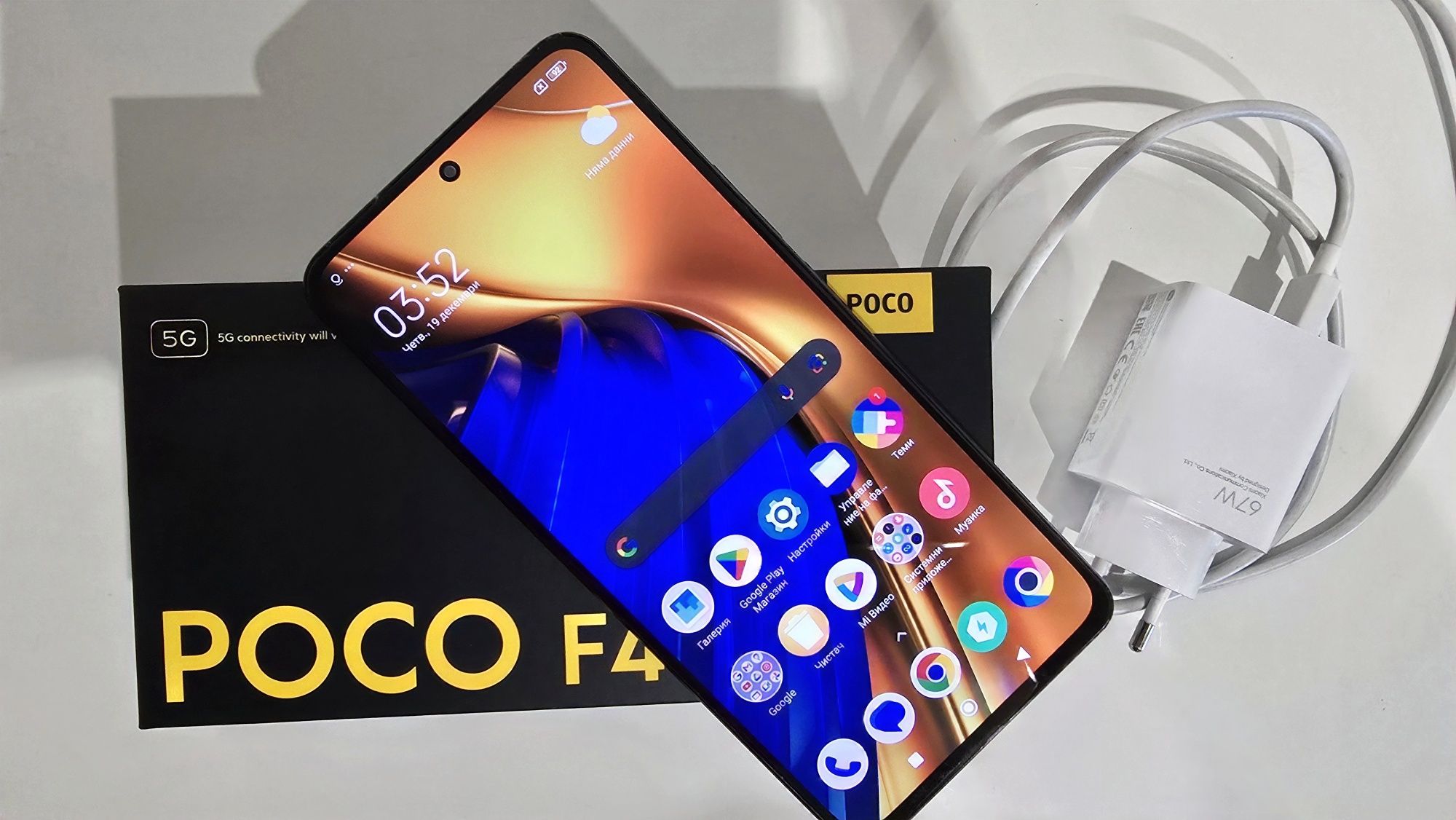 Продавам POCO F4 5G 6/128GB