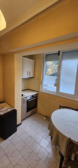 Продава се Четиристаен апартамент в Бургас, Пристанище Бургас - 76 кв.м за 1777 €/кв.м - Снимка #1