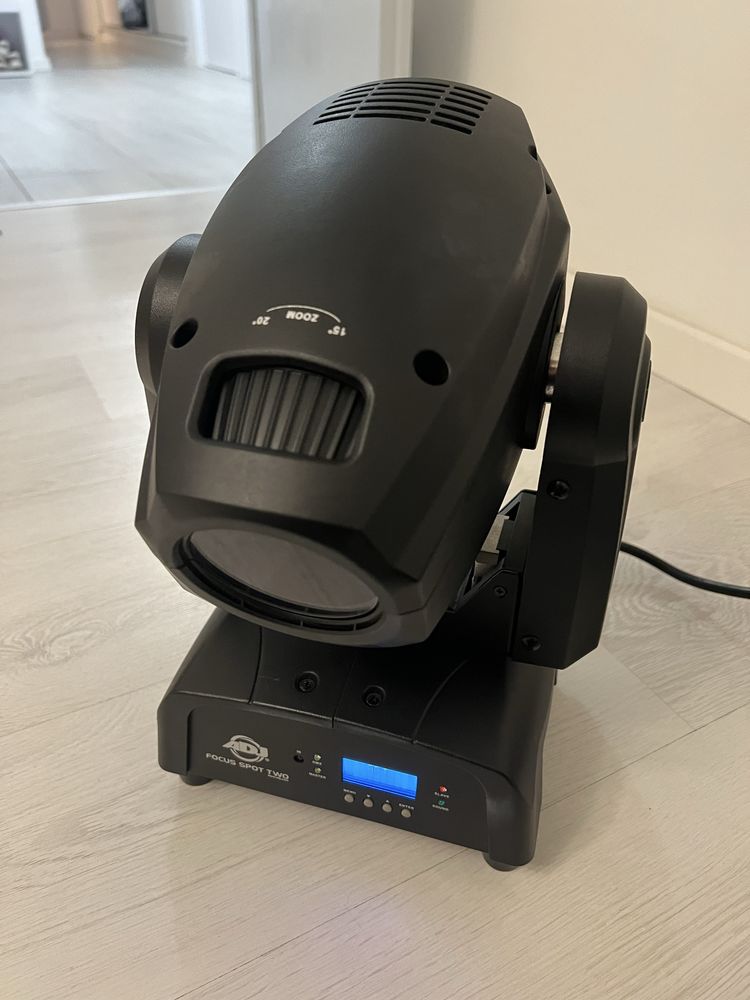 Moving Head Led Adj Focus Spot 2 lumini dj band