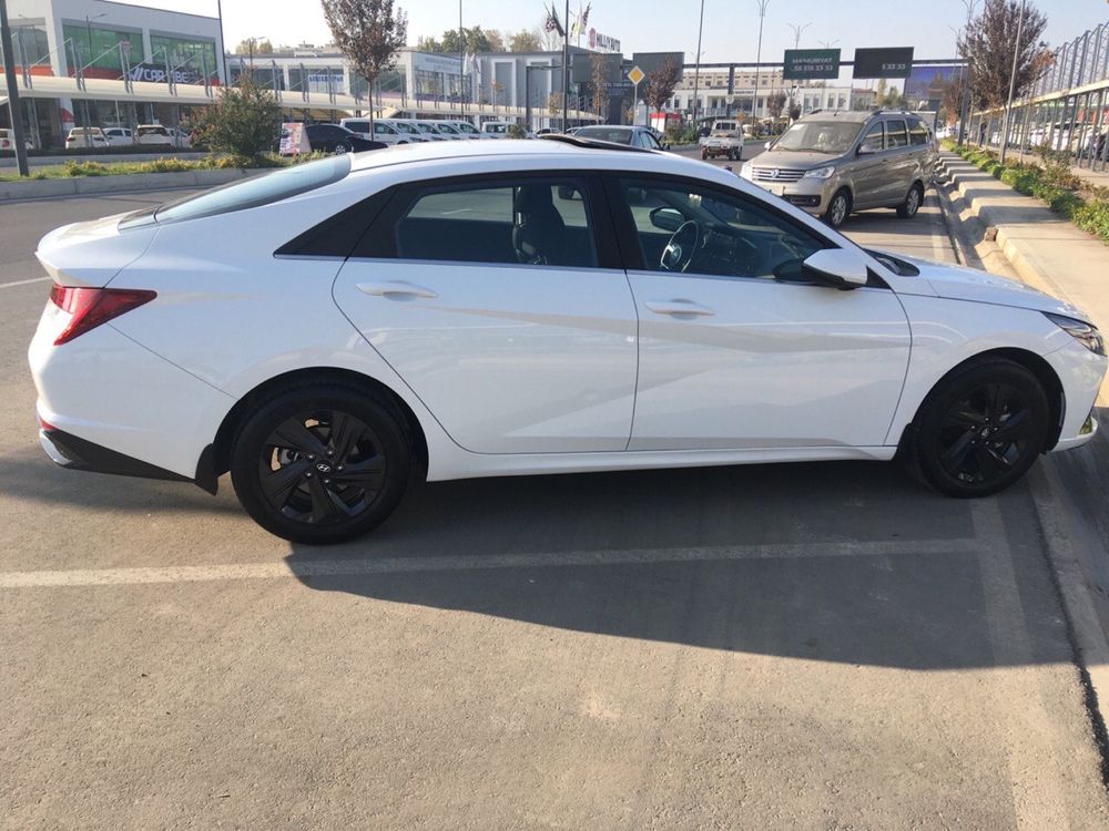 Hyundai Elantra Elegance Plus. Можно также в КРЕДИТ.