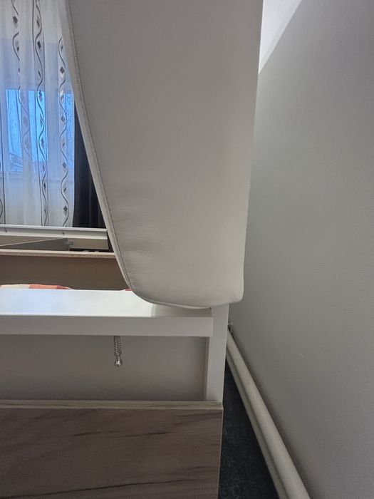 Pat tapițat alb 160/200