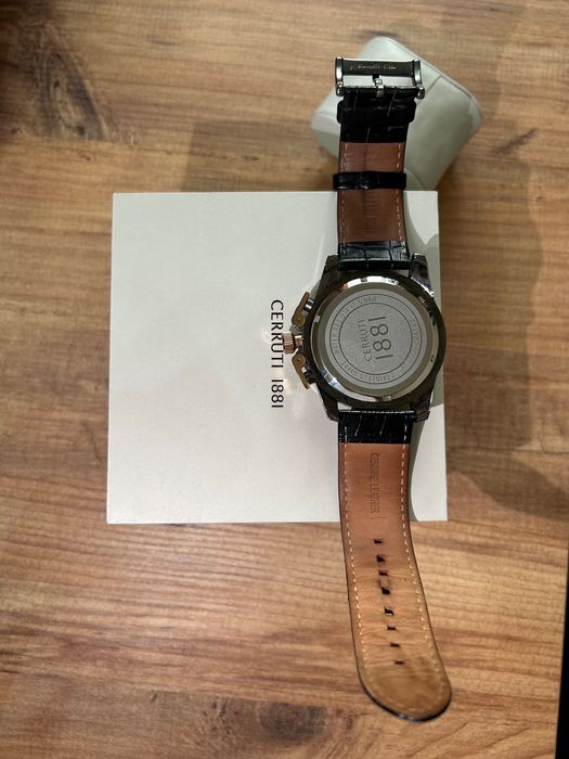 Часовник Cerruti 1881 Pusiano