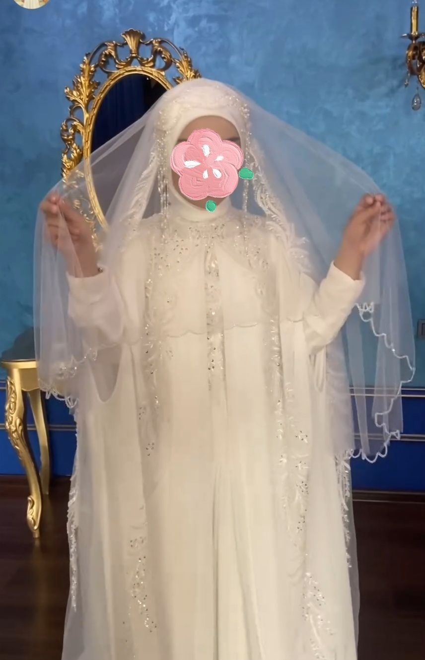Hijobli kelinlar uchun Abaya . Toʻy libosi