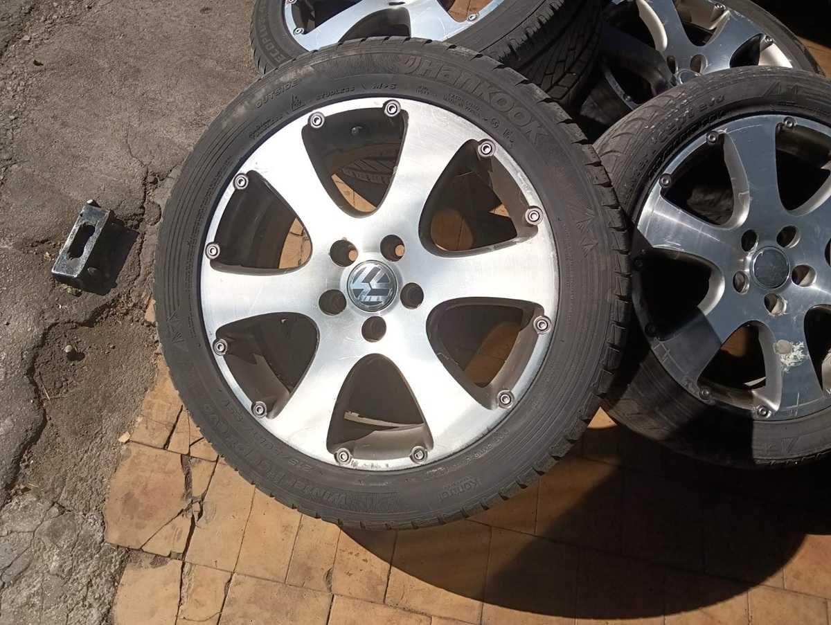 Оригинални джанти за VW Cross Touran 6.5J 17ET42, 8J 17ET37 / 5x112