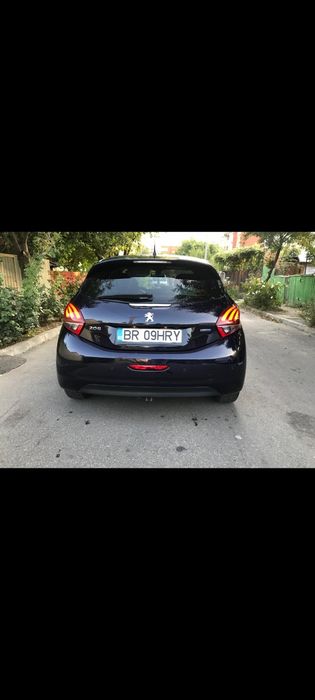 Peugeot 208.2016