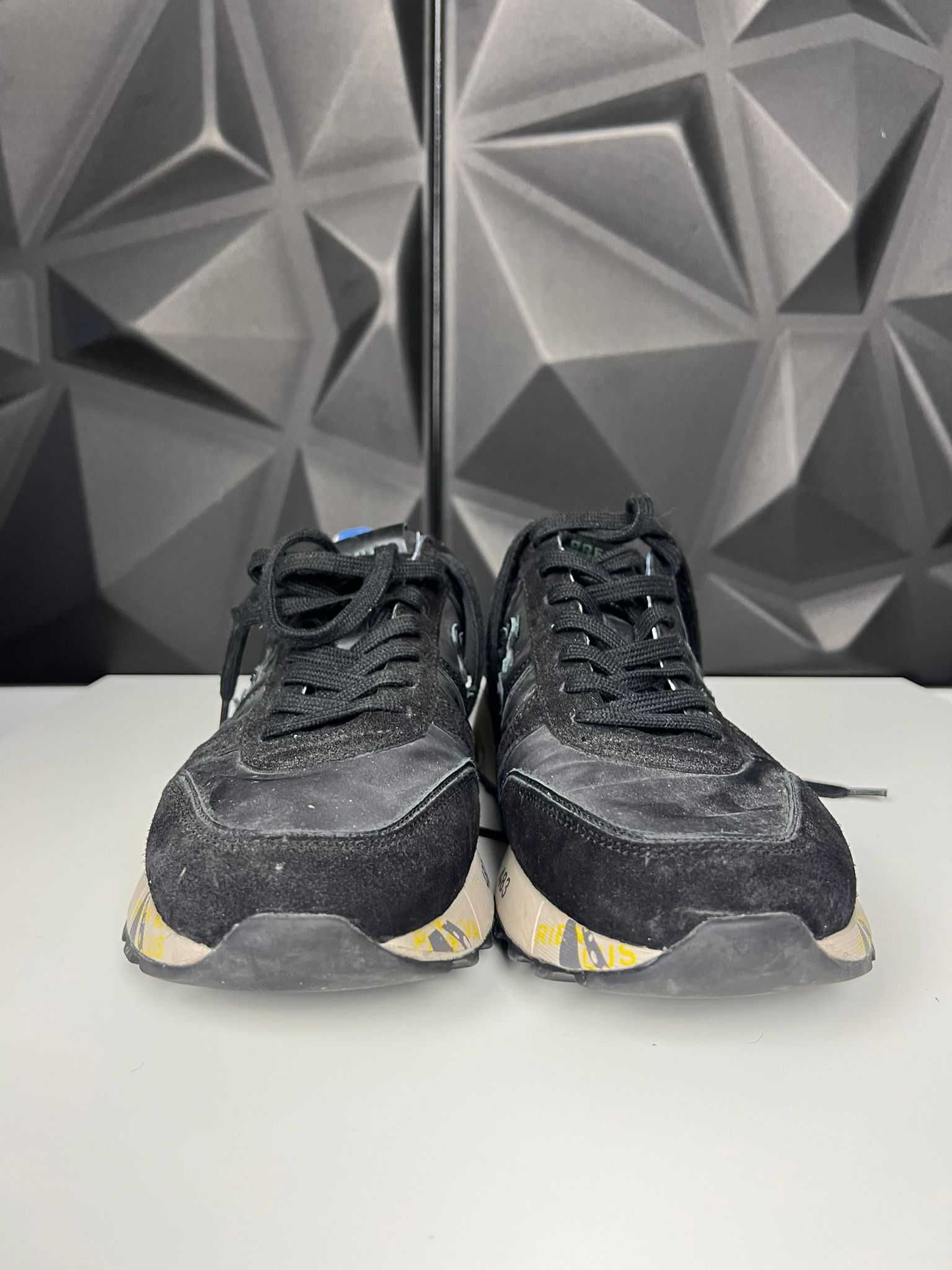 Adidasi Premiata