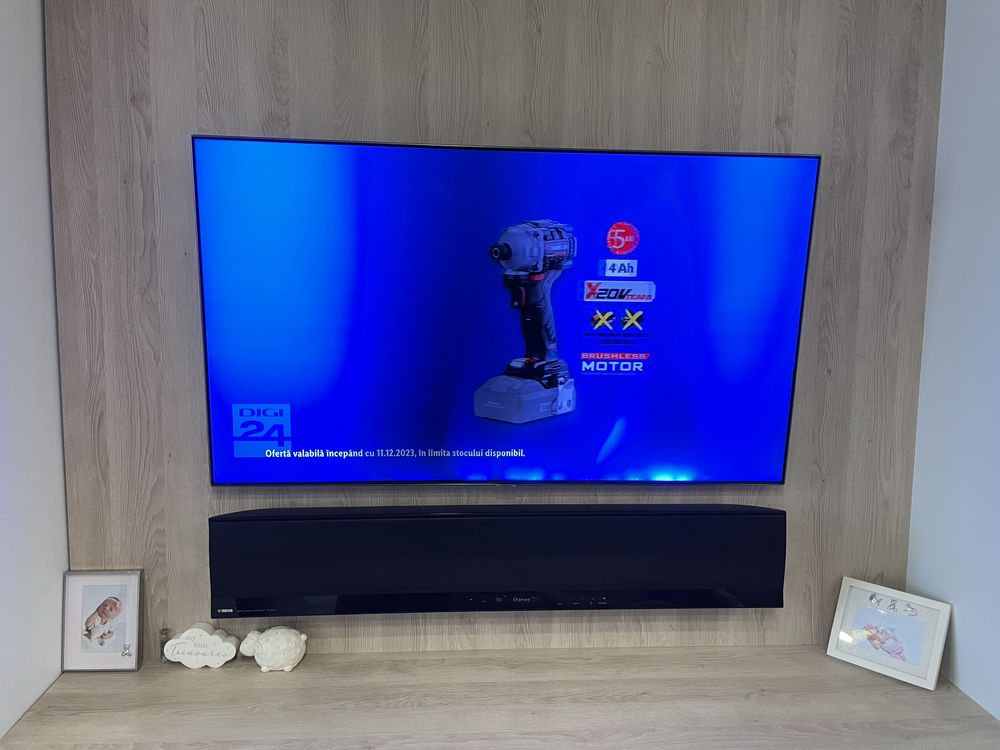 Vand televizor samsung qled seria 8 model 2018 defect