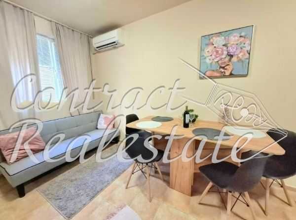 Дава се под наем Двустаен апартамент в Варна, Колхозен пазар - 45 кв.м за 357 € - Снимка #1