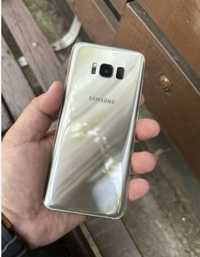 Продам Samsung Galaxy S8 4/64G Gold в хорошем состянии все работает