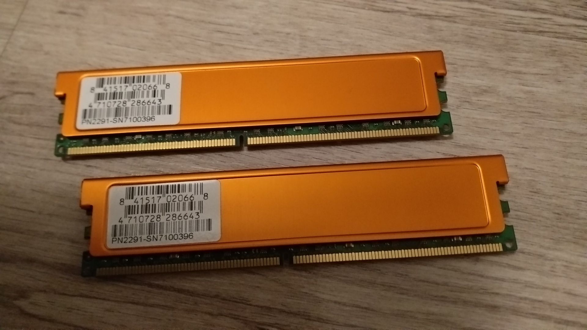 Memorie RAM DDR2 GEIL dual channel 2GB pc2-6400