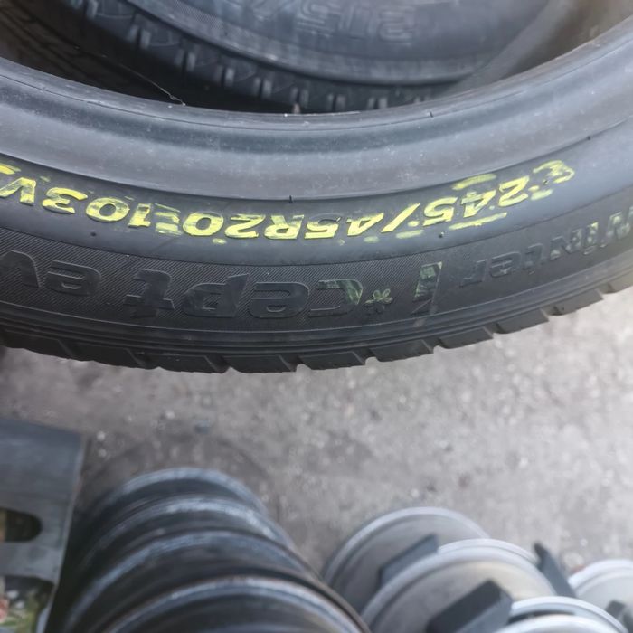 245 45 20 HANKOOK 2бр зимни дот 2020г