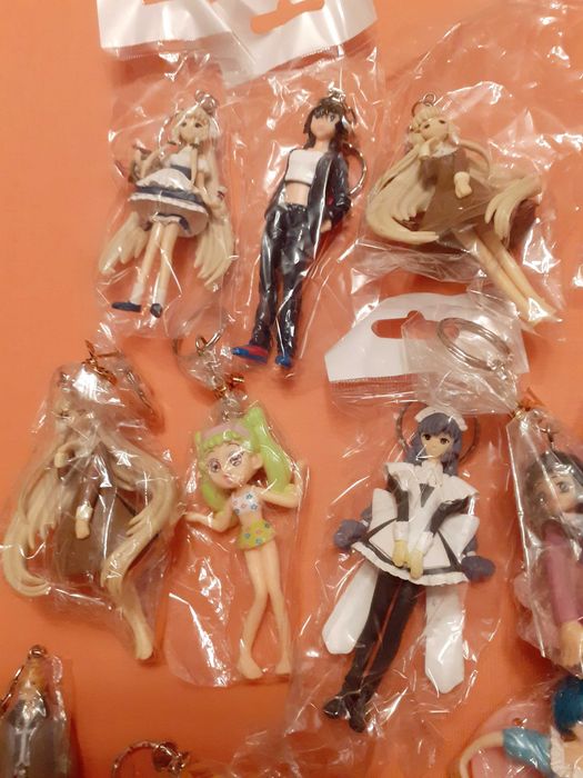 50 броя ключодържатели