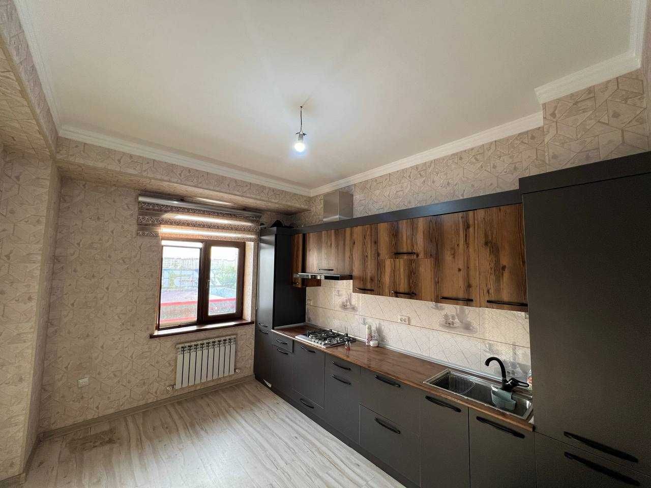 Продам Квартиру Новостройка Кирпичная 95м2 4/3/4 Своя