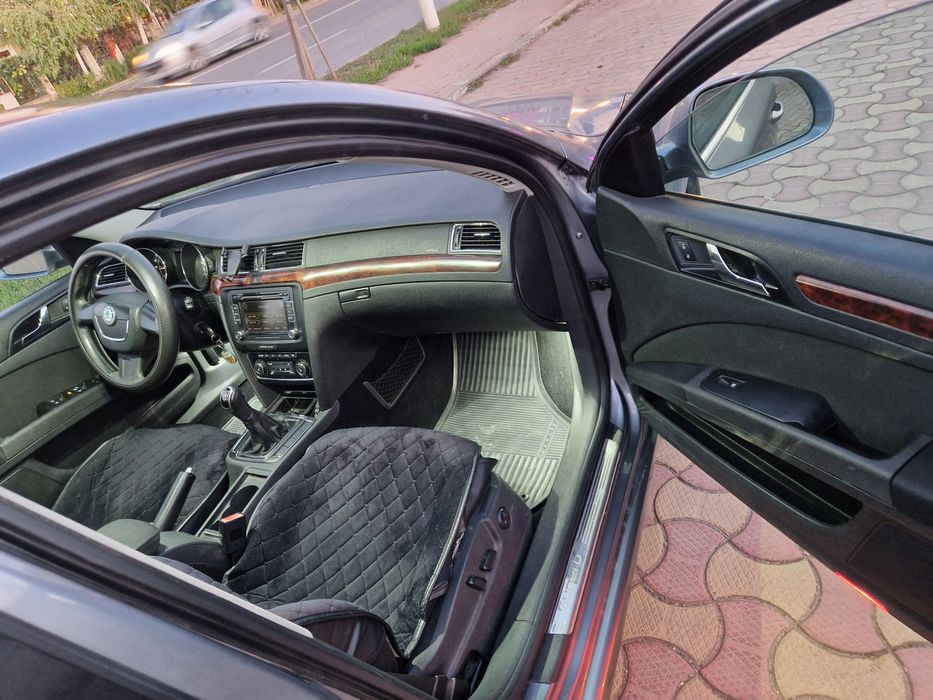Vand urgent Skoda superb 2.0 tdi 4x4