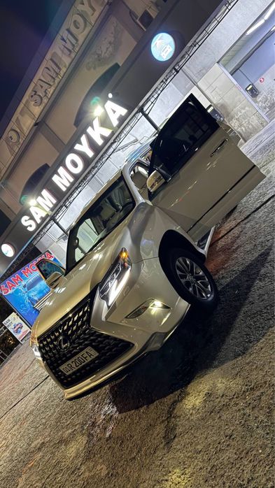 Lexus GX460 ogan odam mazaqip haydidi