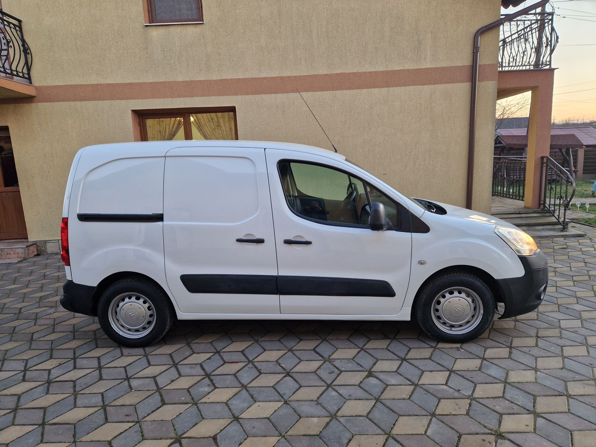 Citroen Berlingo frigorific ( Caddy)
